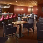 Hotel Farnham Estate And Golf 4*
