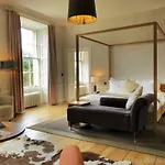 Farnham Estate And Golf 4*