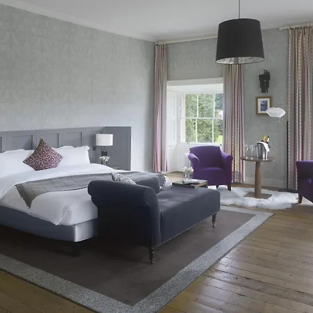 Отель Farnham Estate And Golf