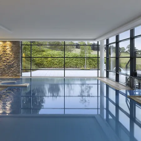 Farnham Estate And Golf Hotel