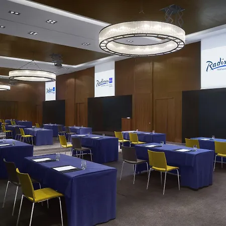 Farnham Estate And Golf 4*