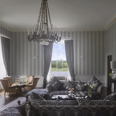 Farnham Estate And Golf Отель