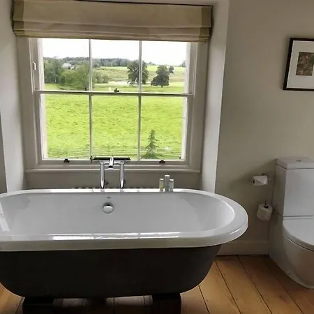 Farnham Estate And Golf מלון