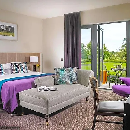 Ξενοδοχείο Farnham Estate And Golf 4*