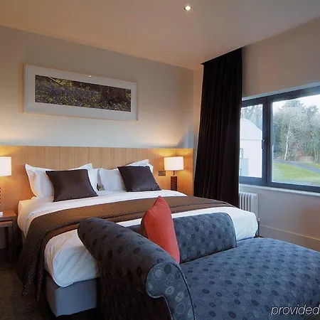 Farnham Estate And Golf 4*