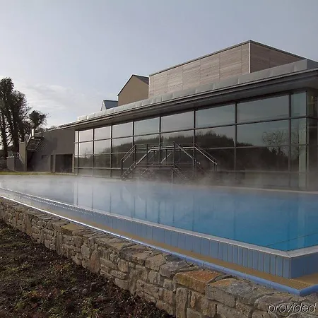 Farnham Estate And Golf فندق كافان