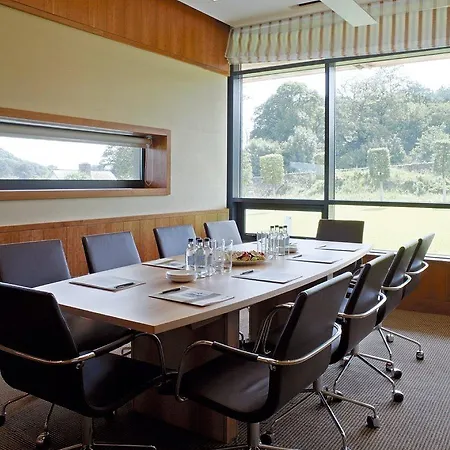 Farnham Estate And Golf Hotel 4*