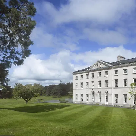Farnham Estate And Golf