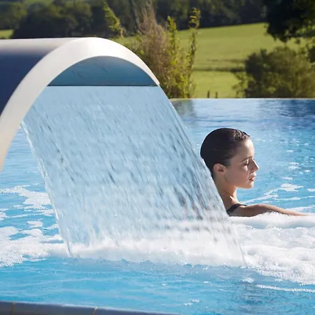 Ξενοδοχείο Farnham Estate And Golf 4*
