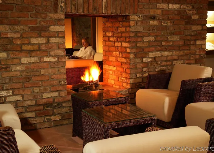 Farnham Estate And Golf 4*