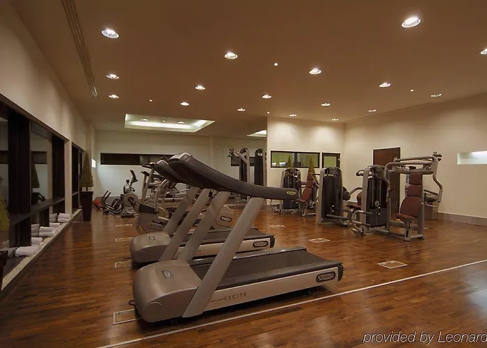 Farnham Estate And Golf 4*