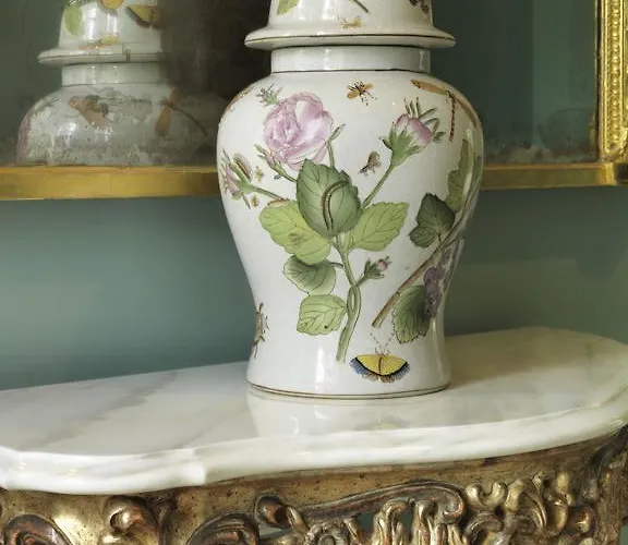 Отель Farnham Estate And Golf 4*