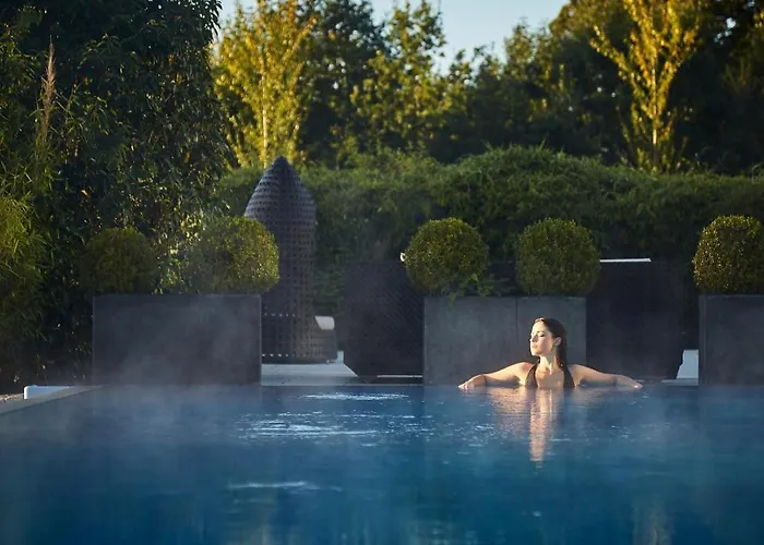 Отель Farnham Estate And Golf Каван