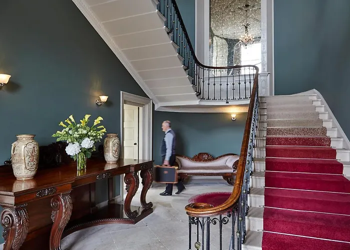 Farnham Estate And Golf Hotel 4*