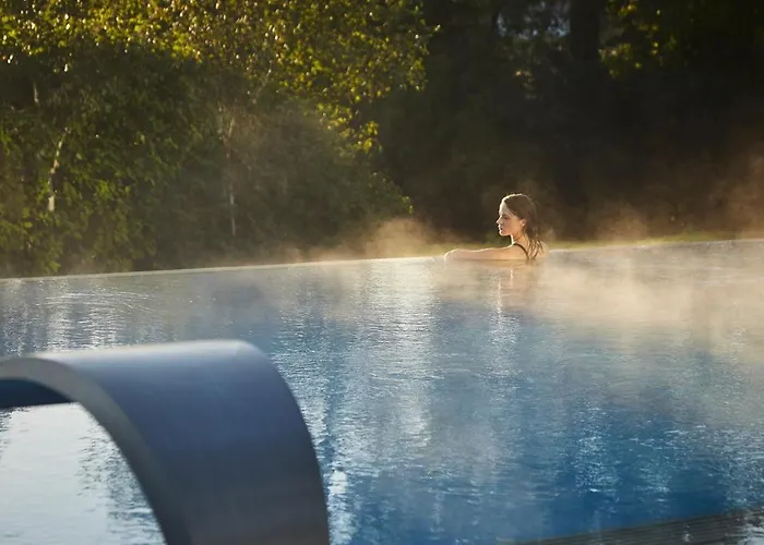 Отель Farnham Estate And Golf 4*